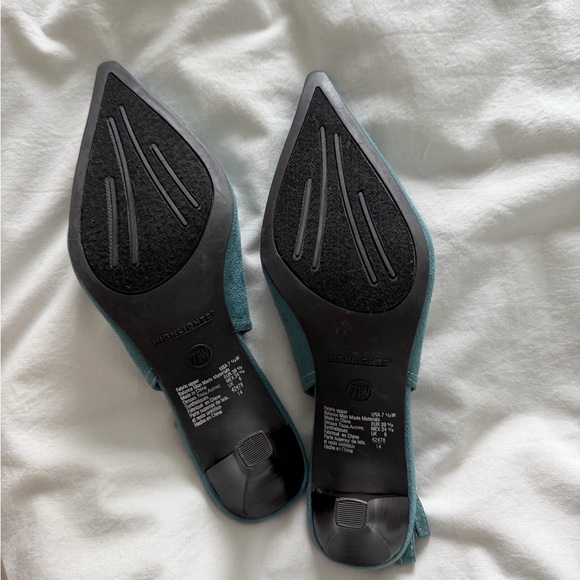 Vintage Kitten Heels - Picture 5 of 5